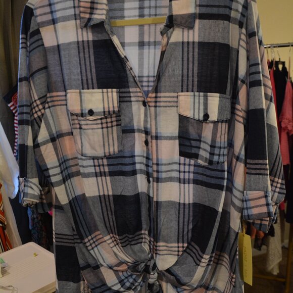 🍂 Paper + Tee Size 3X Plaid Button-Down – NWT 🍂 - Picture 2 of 2